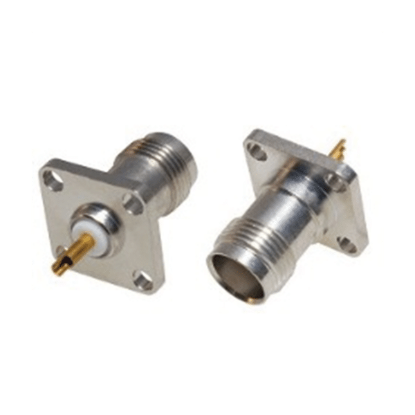 Conector TNC Hembra para Chasis de 4 Perforaciones de 13 mm, Terminal Soldable, Bronce Blanco/ Oro/ Teflón.